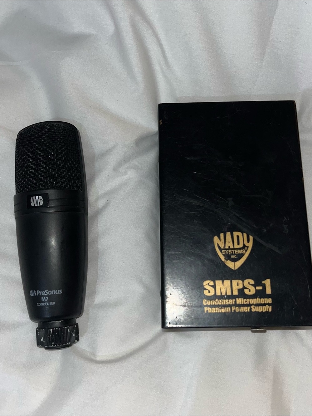 Presonus M7 Black Condenser Microphone with Nady SMPS-1 Phantom Power Supply